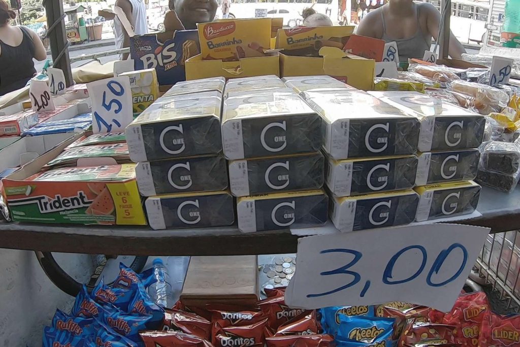 De cada dez cigarros fumados em Minas Gerais, seis vêm do contrabando