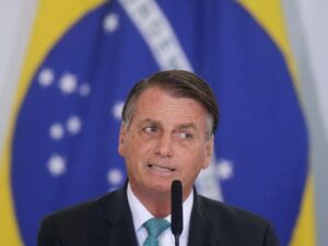 Bolsonaro diz que vai ter aumento no preço do diesel: 'Não faço milagre'