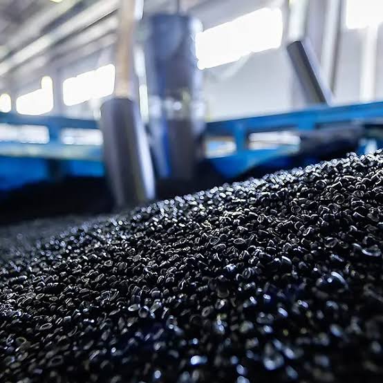 Gecex 963/2026 e o novo ciclo de tarifas para químicos e polímeros
